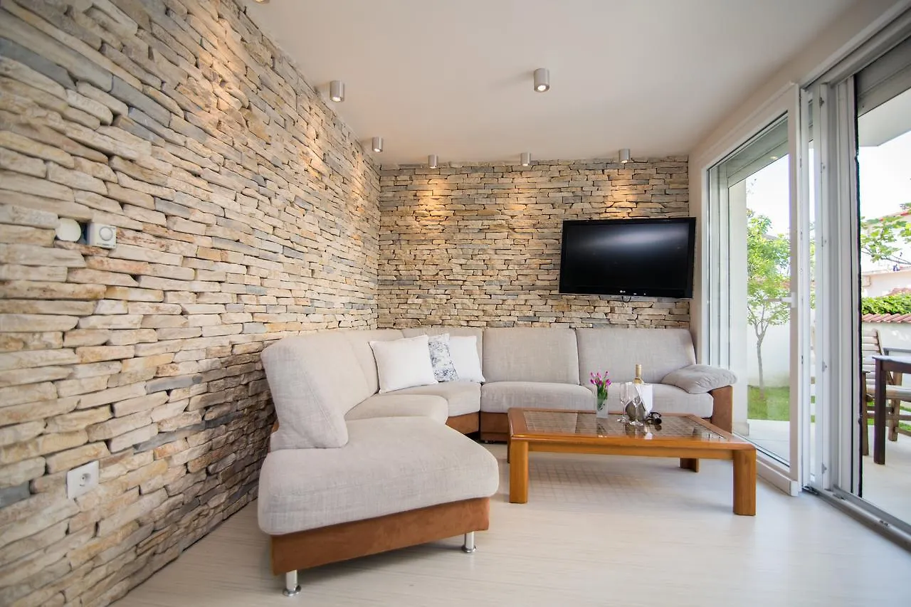 Apartments Lili Flora Croatia
